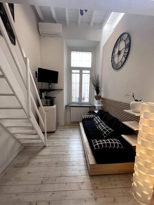 Amazing Little Loft In The Center Of Milan Apartment ภายนอก รูปภาพ